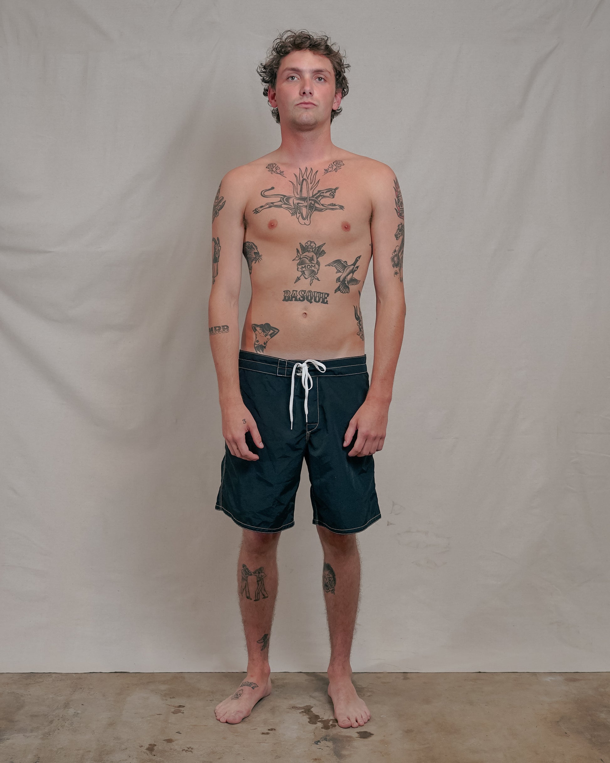 low tide boardshorts - black